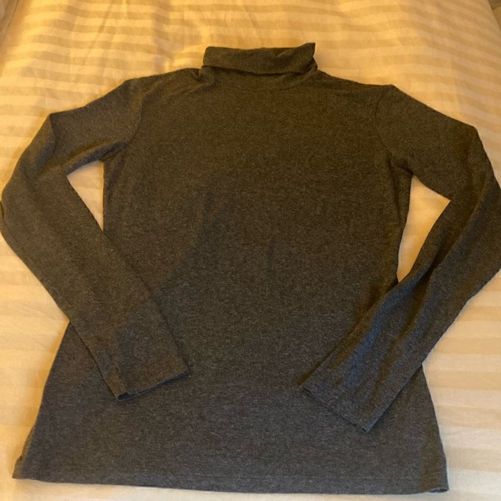 Ralph Lauren long Sleeve Turtleneck Heather Gray Sweater Size S.